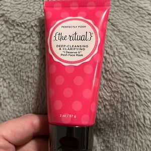 Perfectly Posh Consultant Face Mask